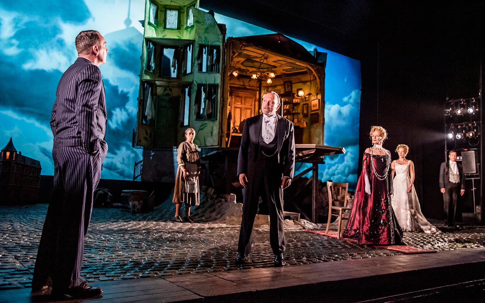 An Inspector Calls - UK Tour