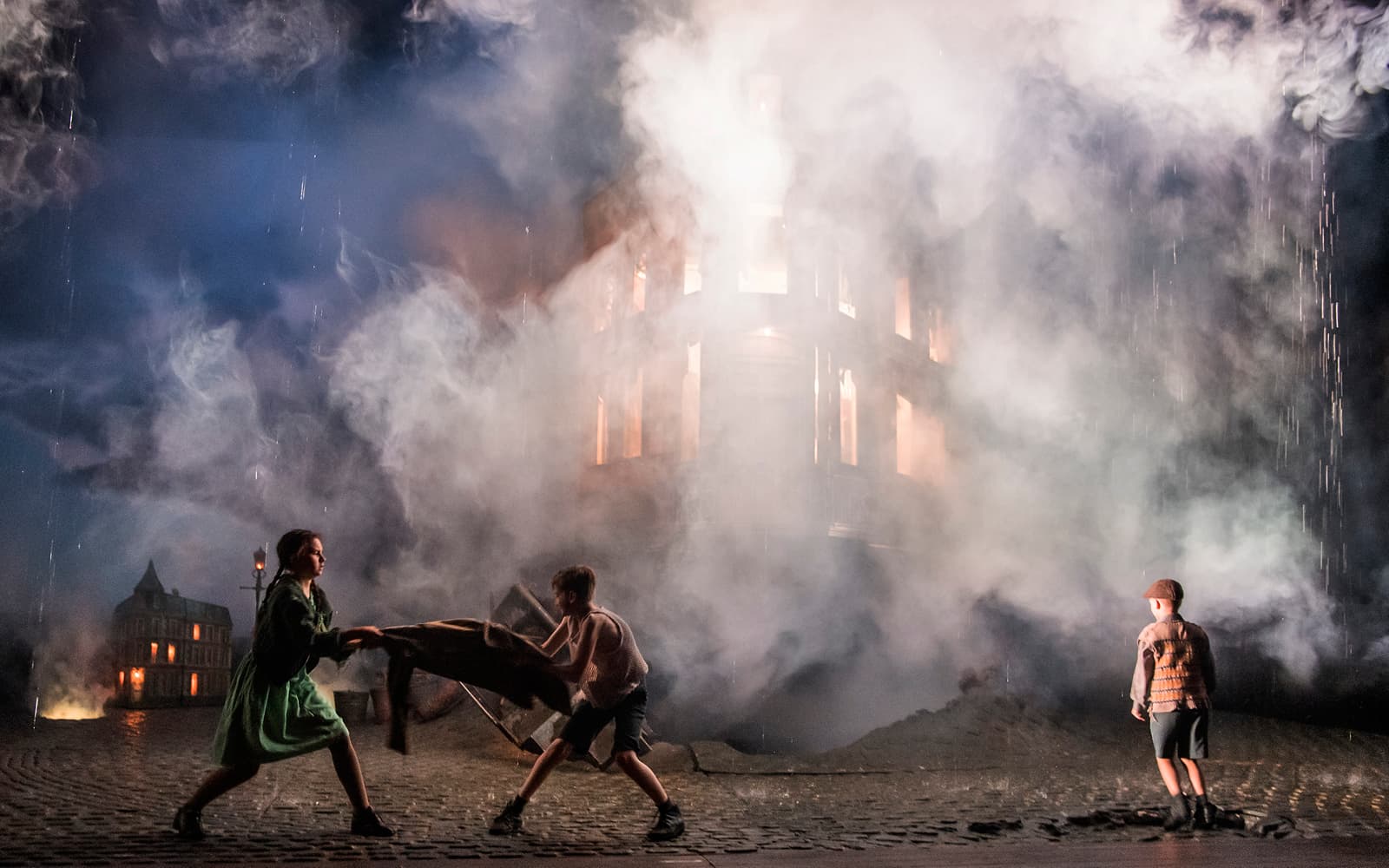 An Inspector Calls - UK Tour